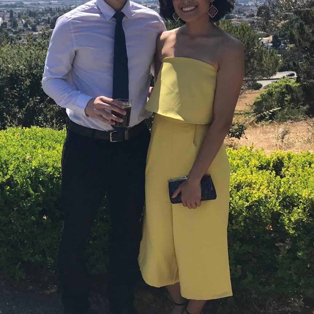 Missguided yellow wide crop leg jumpsuit Size 2